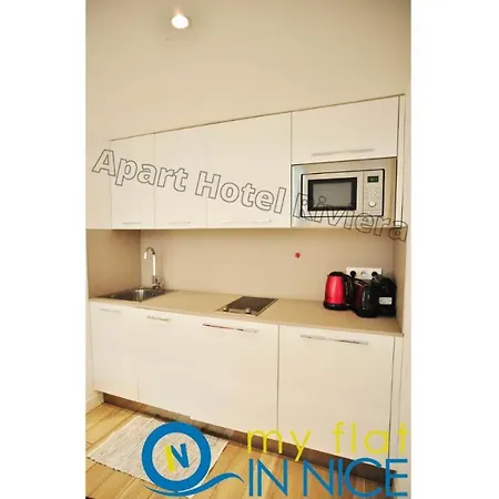 Aparthotel Riviera: Beachfront Old Town Studio with AC Nice Exterior photo